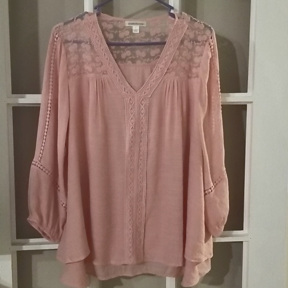 Ladies John Paul Richard's top. Size large.